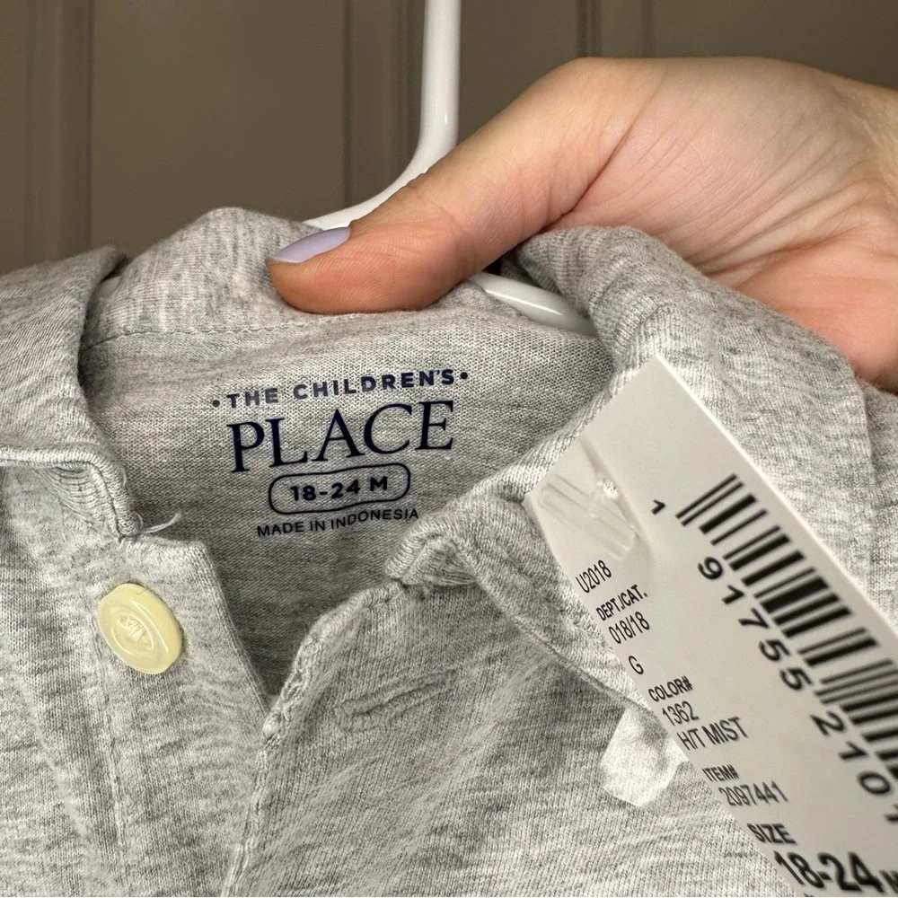 The Children’s Place Dino Shirt Size 18-24 months‎ NWT